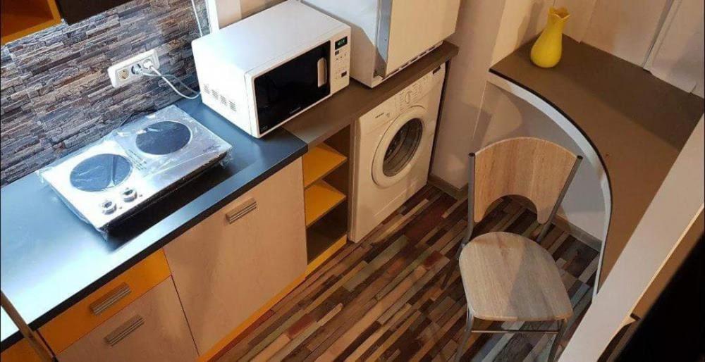 Young Downtown Apartment Arad Bagian luar foto